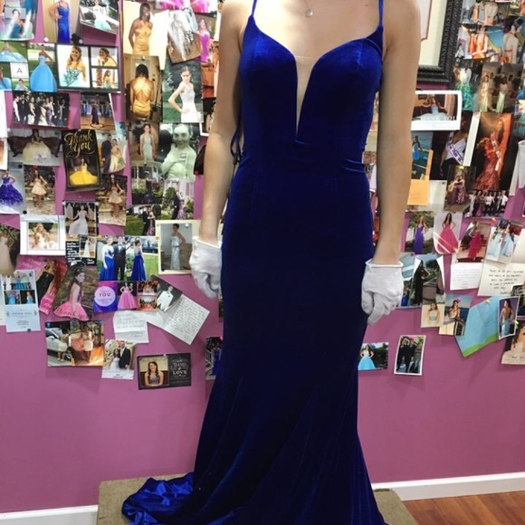 Prom dress - Picture 5 of 6